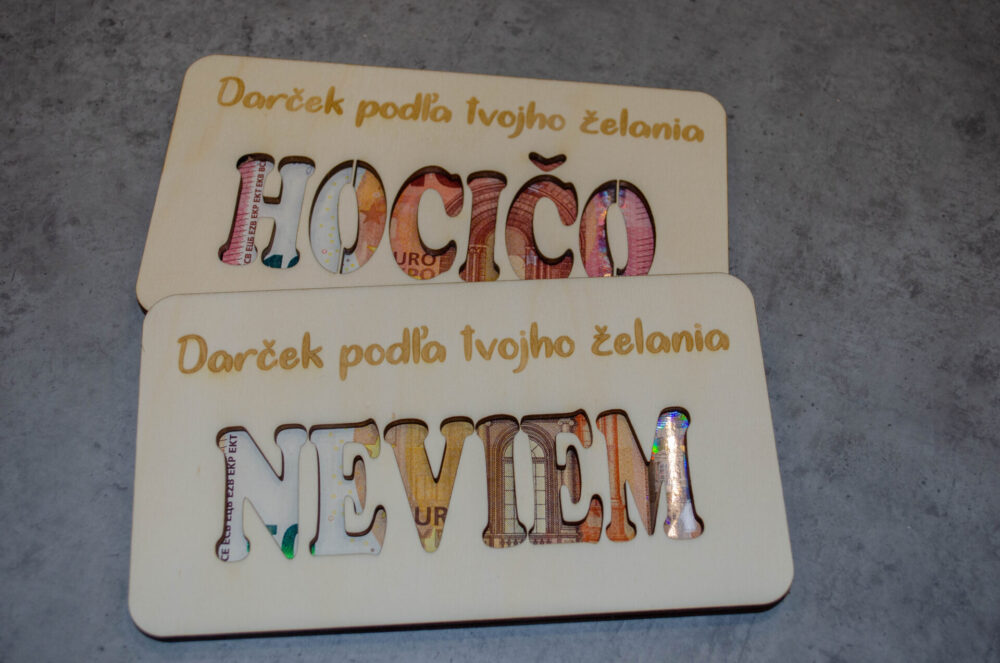 Drevená obálka na peniaze „NEVIEM“