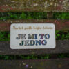 Drevená obálka na peniaze „JE MI TO JEDNO“