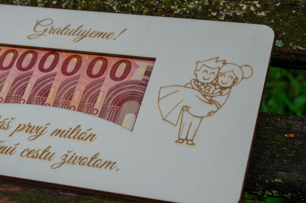 Drevená svadobná obálka „Váš prvý milión“