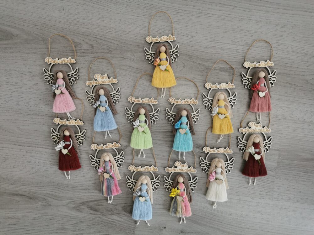 Macrame anjel na zavesenie